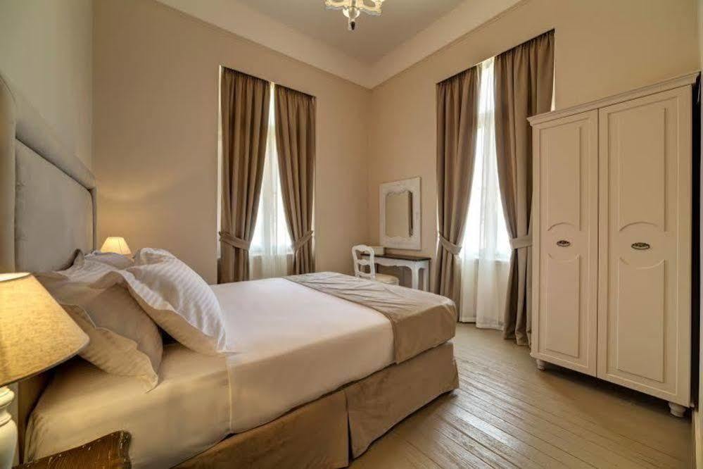 Home & Art Suites Athen Eksteriør billede